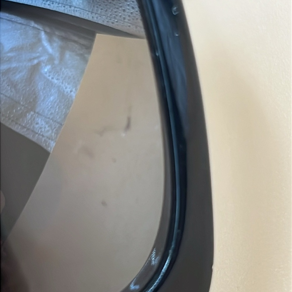 Used - Maui Jim MJ201-02 Black / Grey 
Sunglasses - Picture 13 of 13